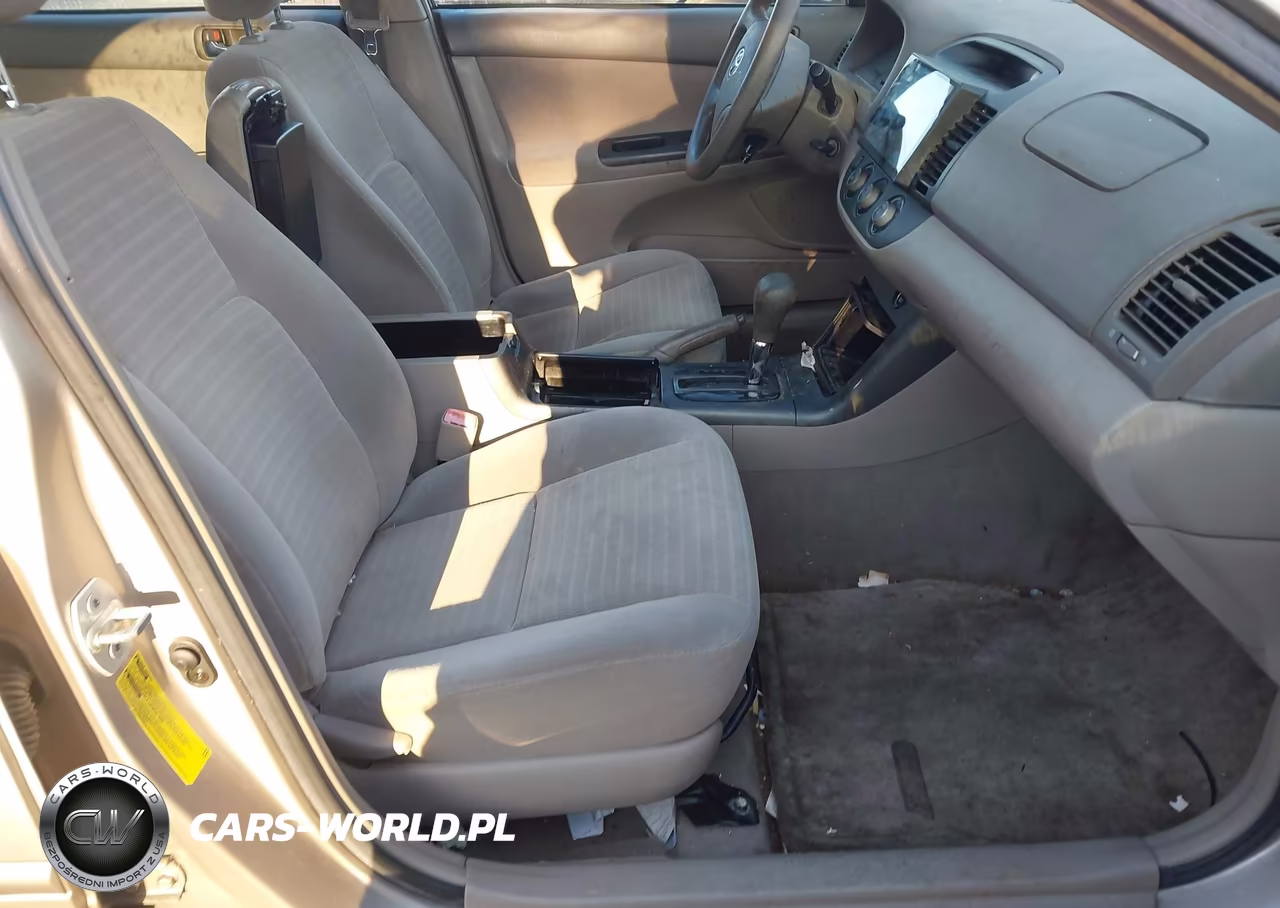 2005 Toyota Camry Le VIN:4T1BE30K05U991595 - 5