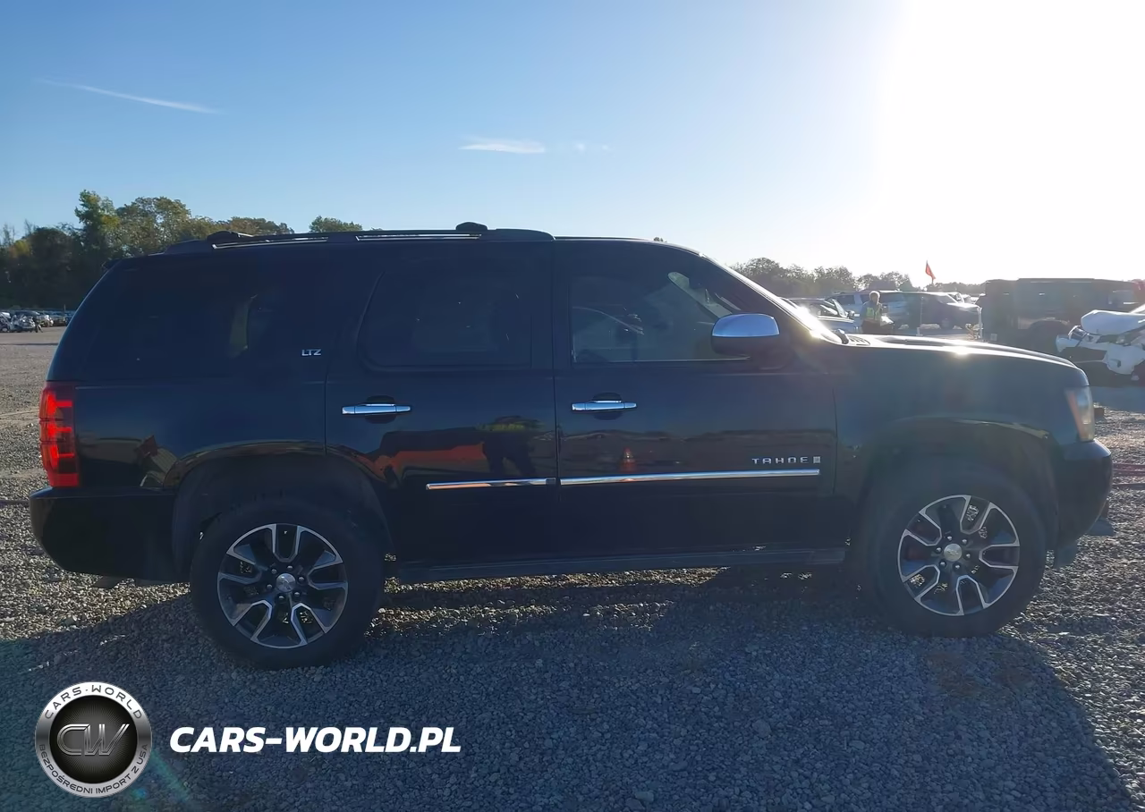 2009 Chevrolet Tahoe Ltz VIN:1GNFC33069R248543 - 12
