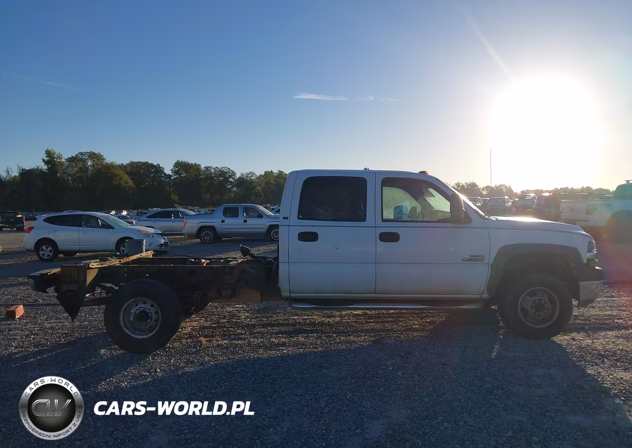2002 Chevrolet Silverado 3500 VIN:1GCJC33122F119900 - 13