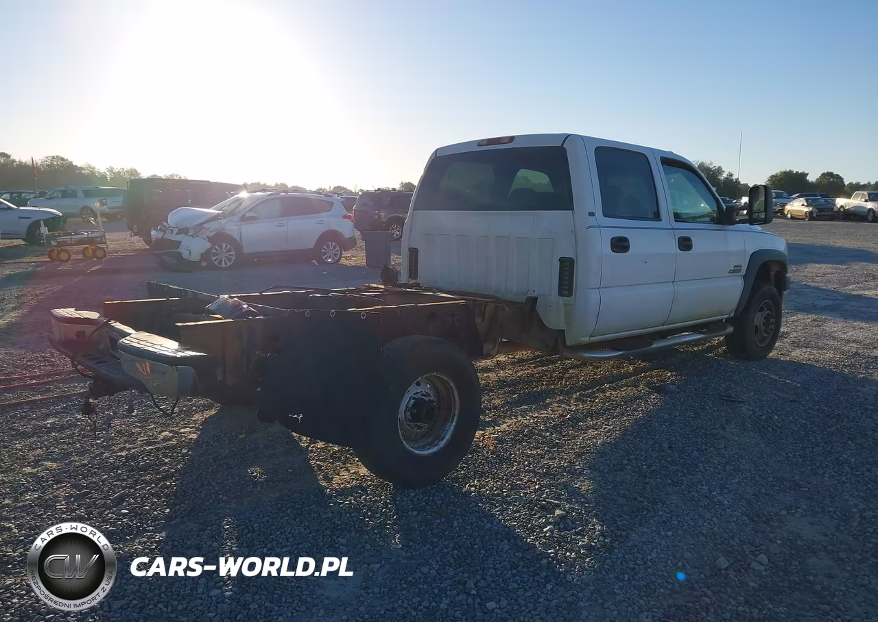 2002 Chevrolet Silverado 3500 VIN:1GCJC33122F119900 - 4