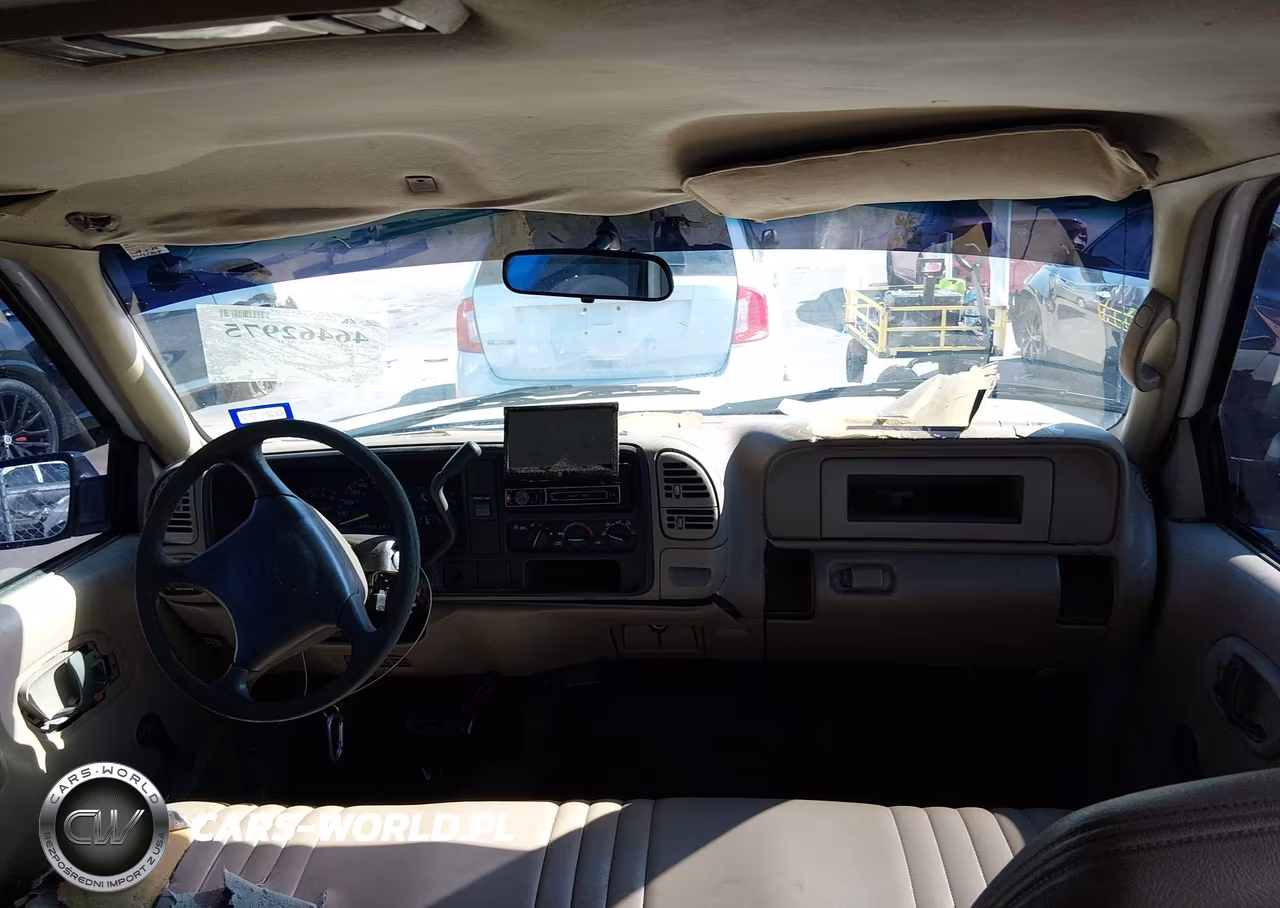 2000 Chevrolet C3500 VIN:1GCGC33RXYF438132 - 5