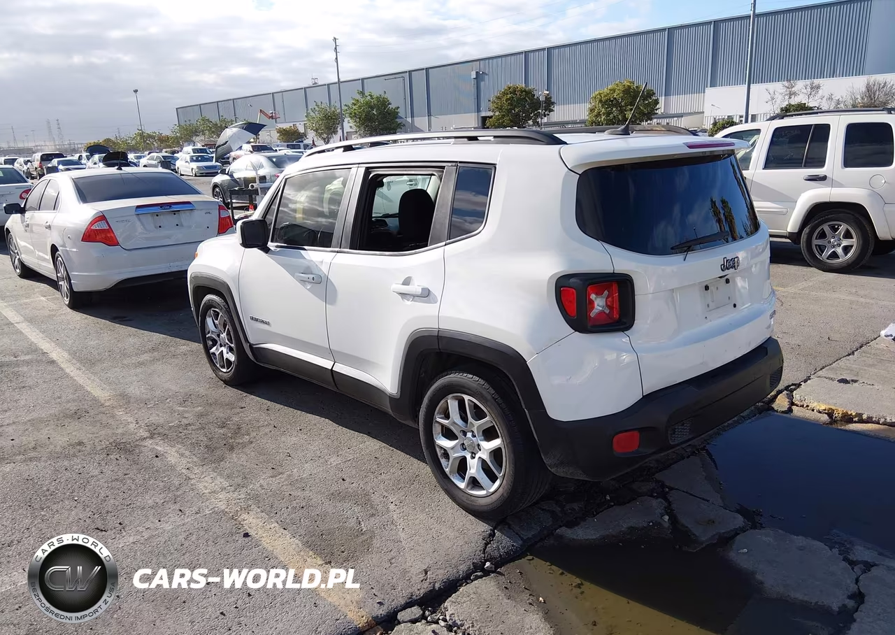 2017 Jeep Renegade Latitude Fwd VIN:ZACCJABB6HPE85216 - 3