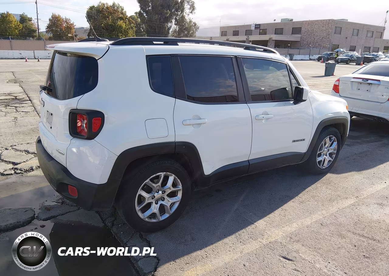 2017 Jeep Renegade Latitude Fwd VIN:ZACCJABB6HPE85216 - 4