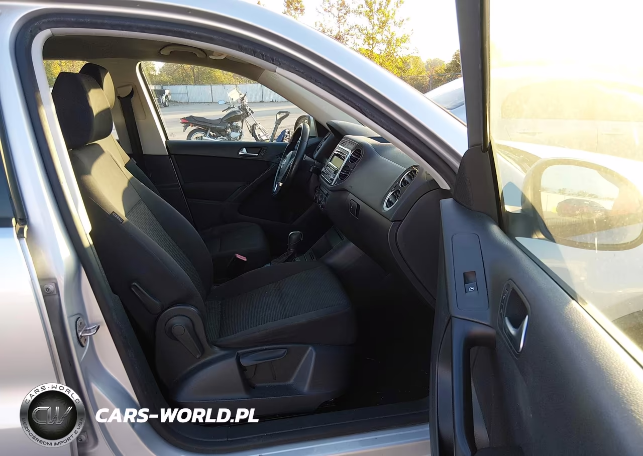 2013 Volkswagen Tiguan S VIN:WVGAV7AXXDW539654 - 3