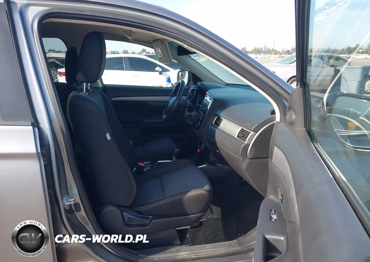 2018 Mitsubishi Outlander Se VIN:JA4AZ3A36JZ041759 - 5