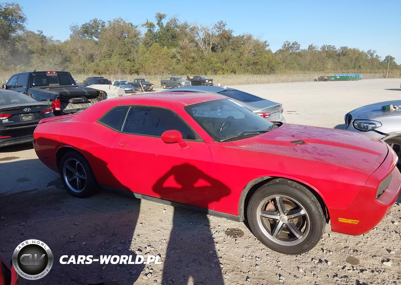 2013 Dodge Challenger Sxt VIN:2C3CDYAG1DH688060 - 13