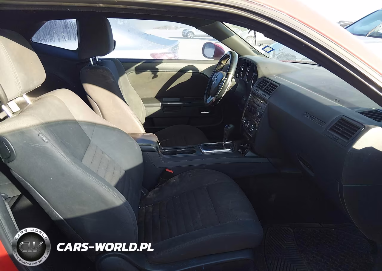 2013 Dodge Challenger Sxt VIN:2C3CDYAG1DH688060 - 5