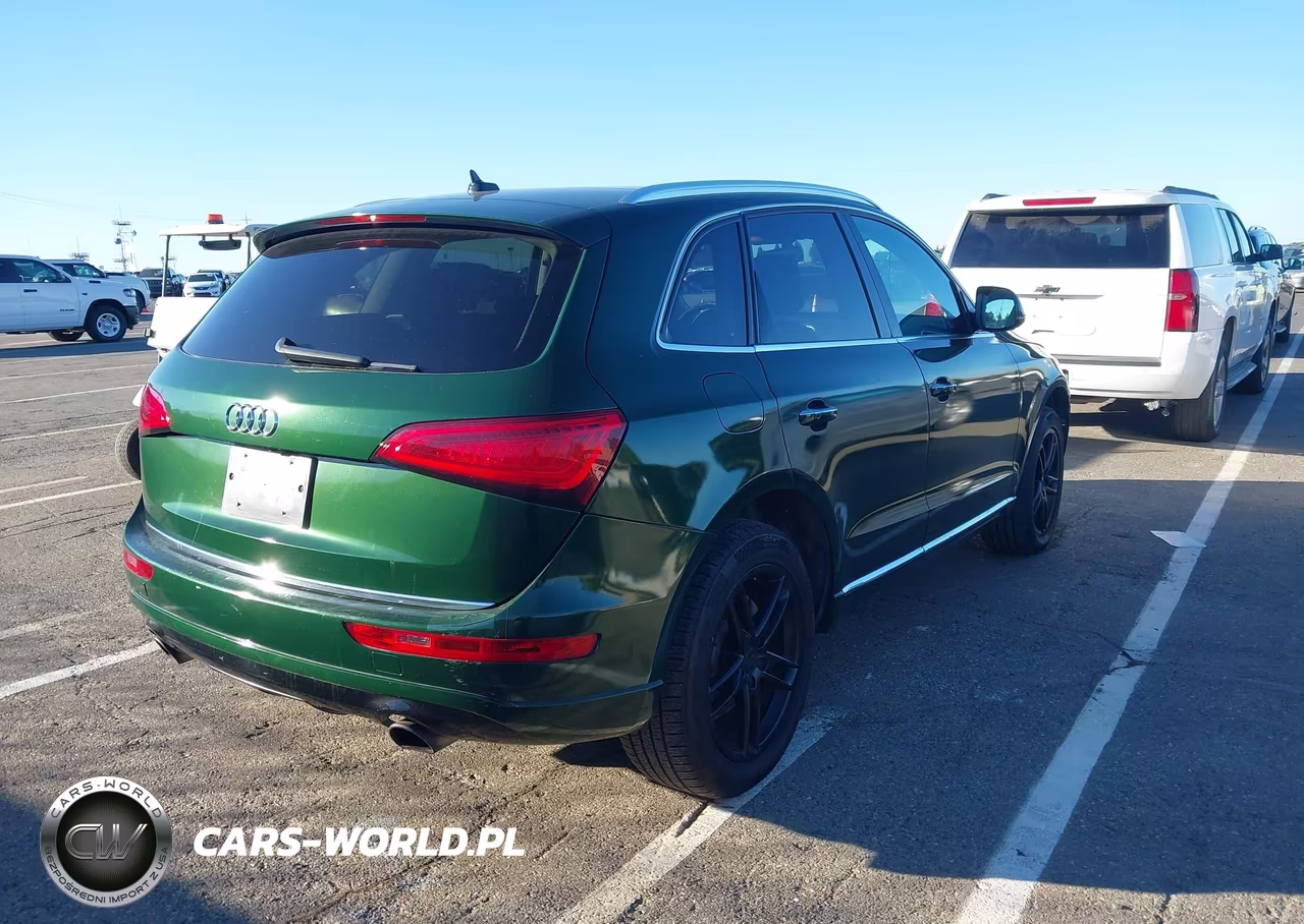2015 Audi Q5 2.0T Premium VIN:WA1LFAFP7FA088757 - 4