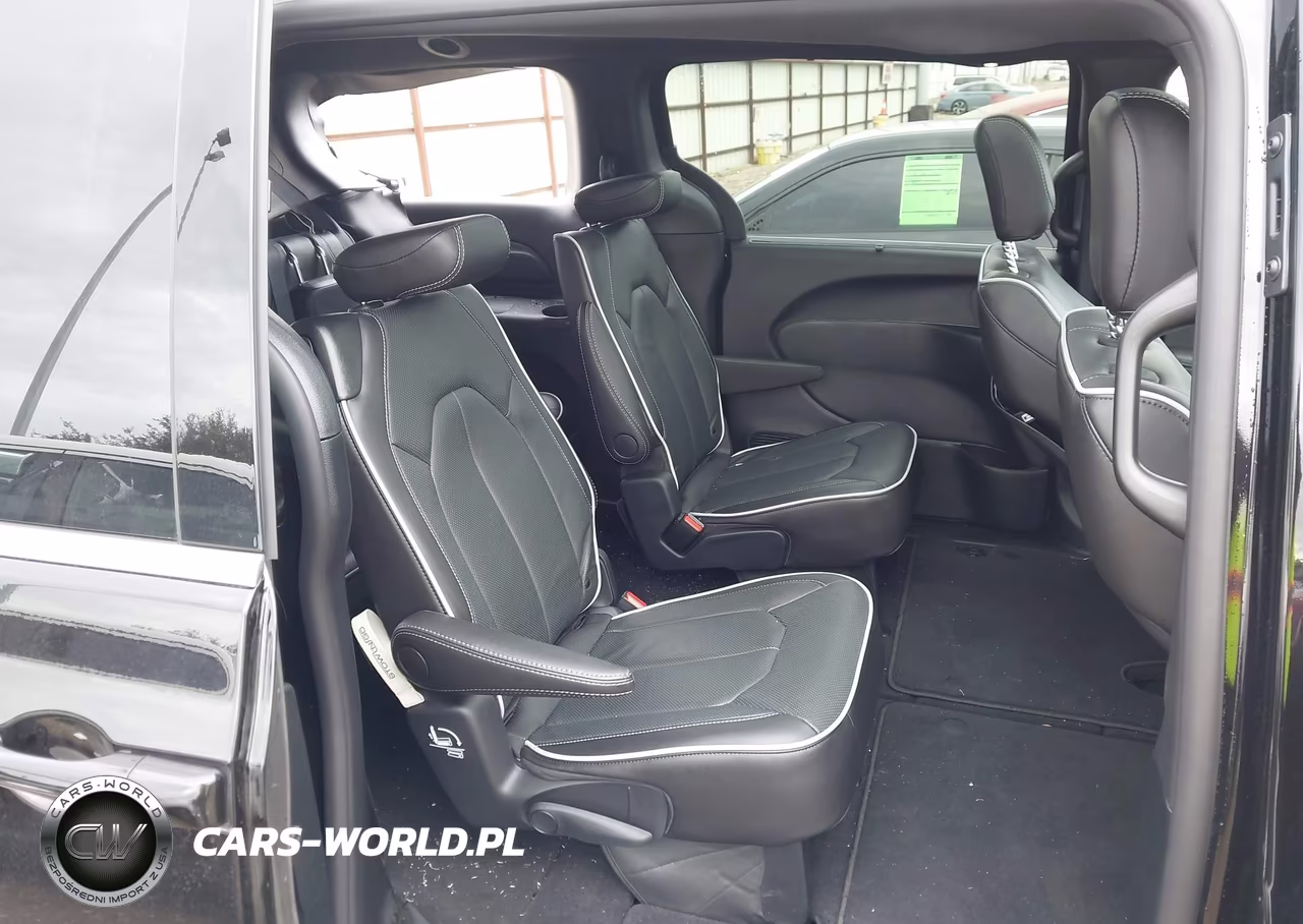 2027 Chrysler Pacifica VIN:2C4RC1GG9VR610970 - 8
