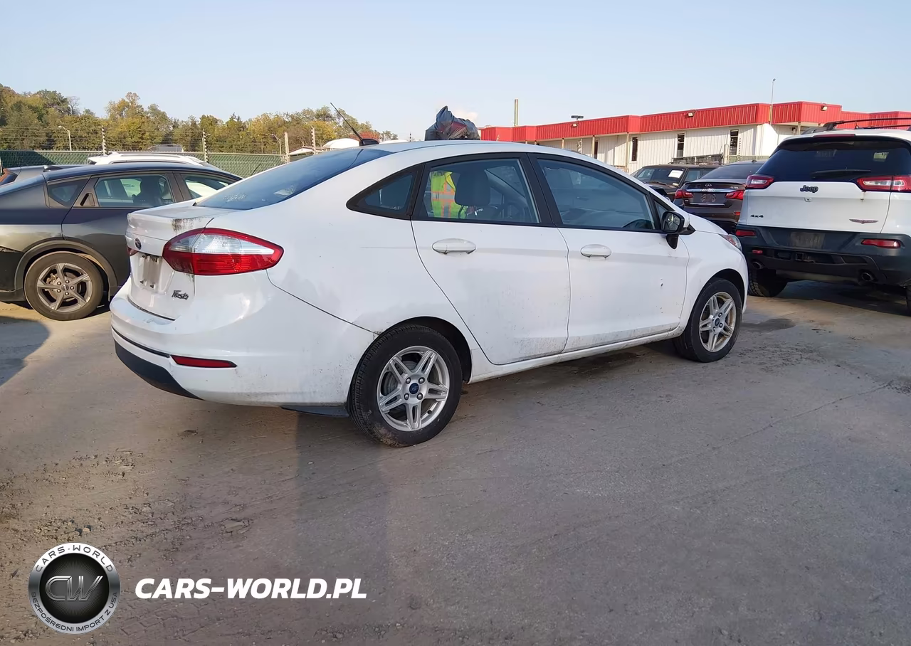 2019 Ford Fiesta Se VIN:3FADP4BJ0KM119506 - 4