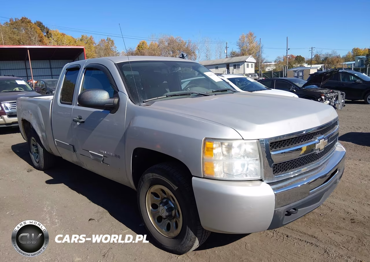 2011 Chevrolet Silverado 1500 Ls VIN:1GCRKREA1BZ378737 - 1