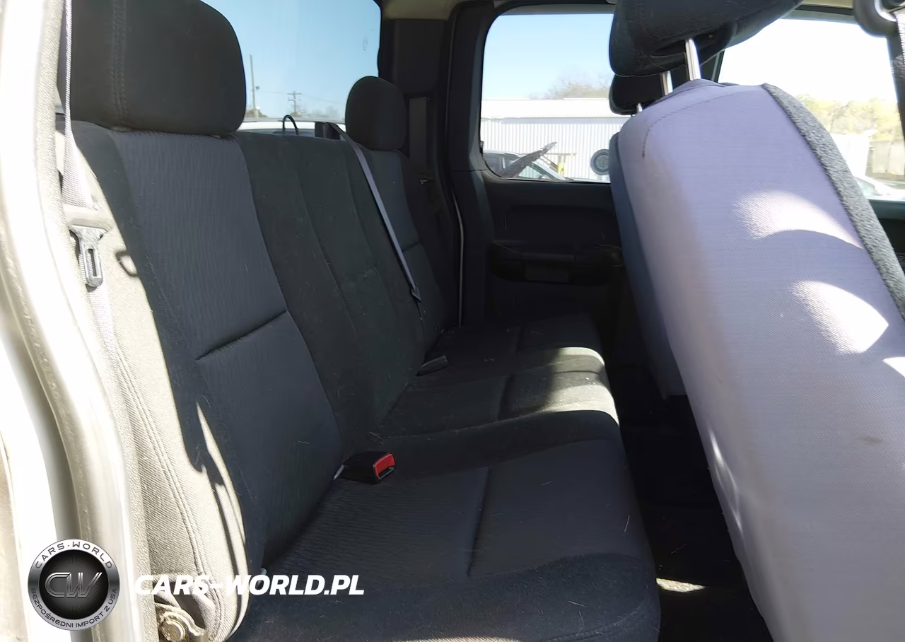 2011 Chevrolet Silverado 1500 Ls VIN:1GCRKREA1BZ378737 - 8