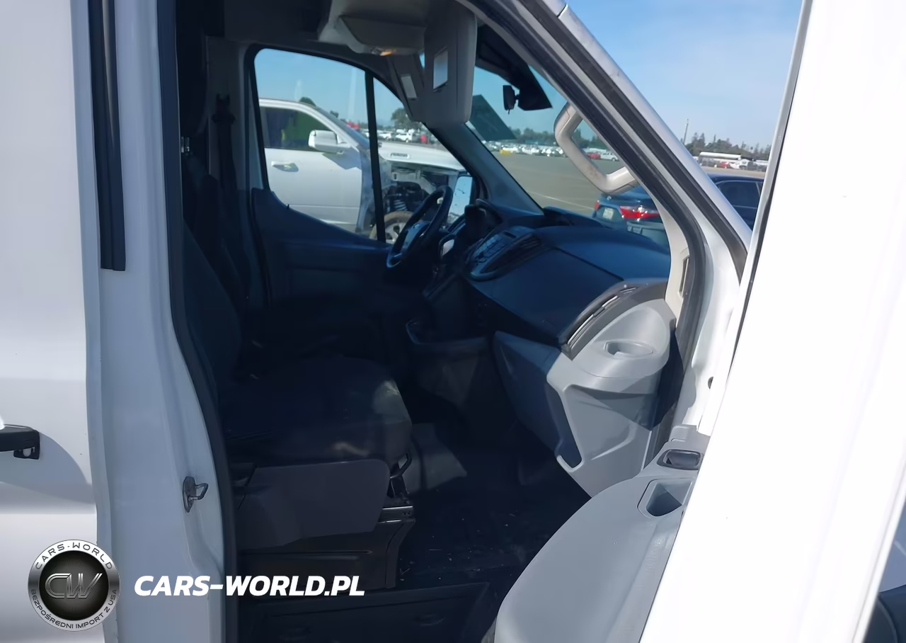 2019 Ford Transit-250 VIN:1FTYR2CM2KKA87359 - 5