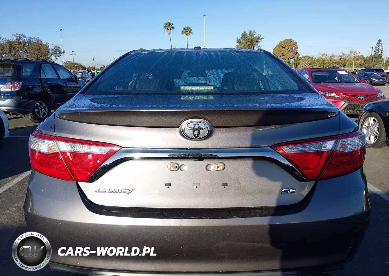 2016 Toyota Camry Se VIN:4T1BF1FKXGU198736 - 16