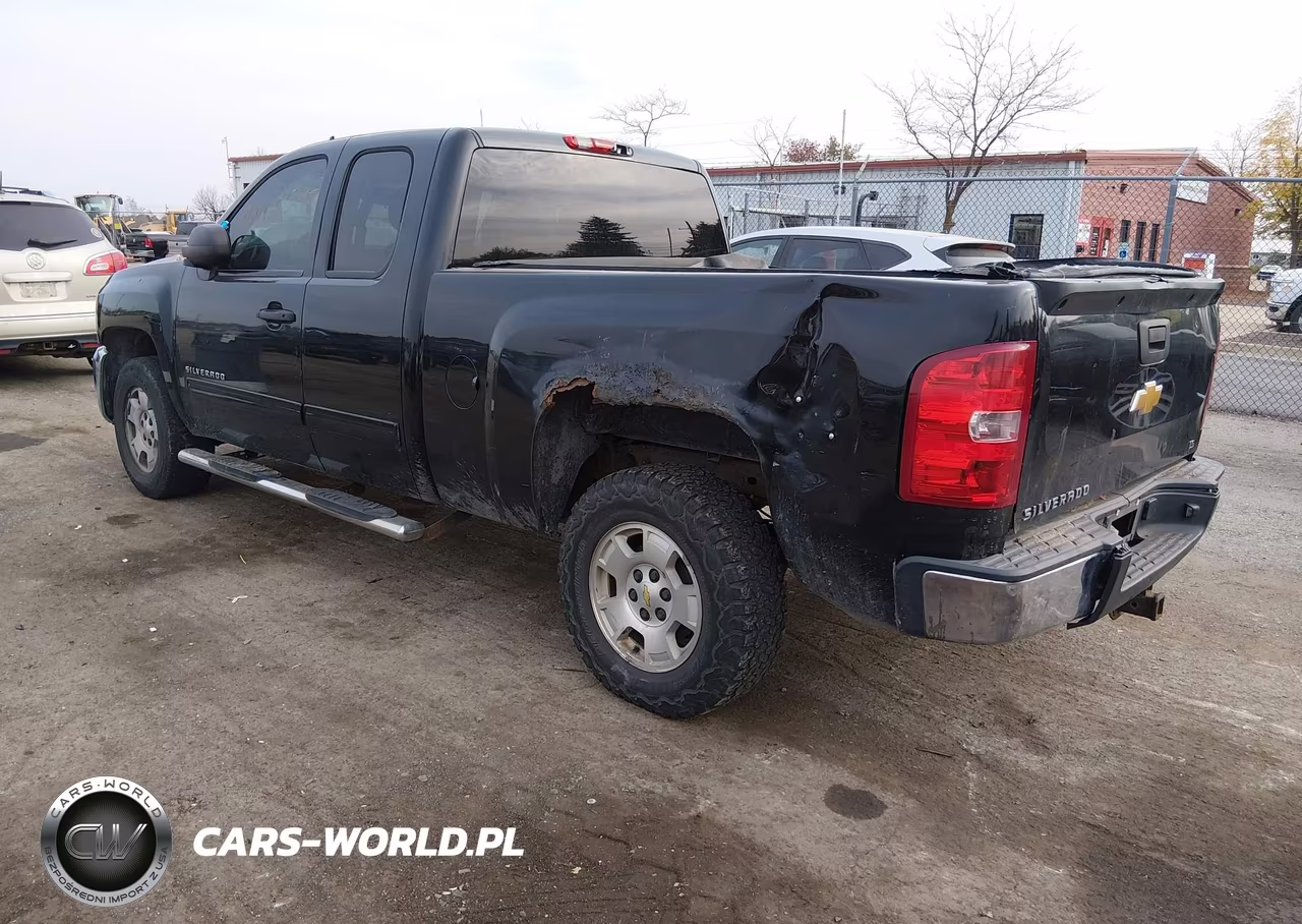 2013 Chevrolet Silverado 1500 Ls VIN:1GCRCREA9DZ262931 - 3