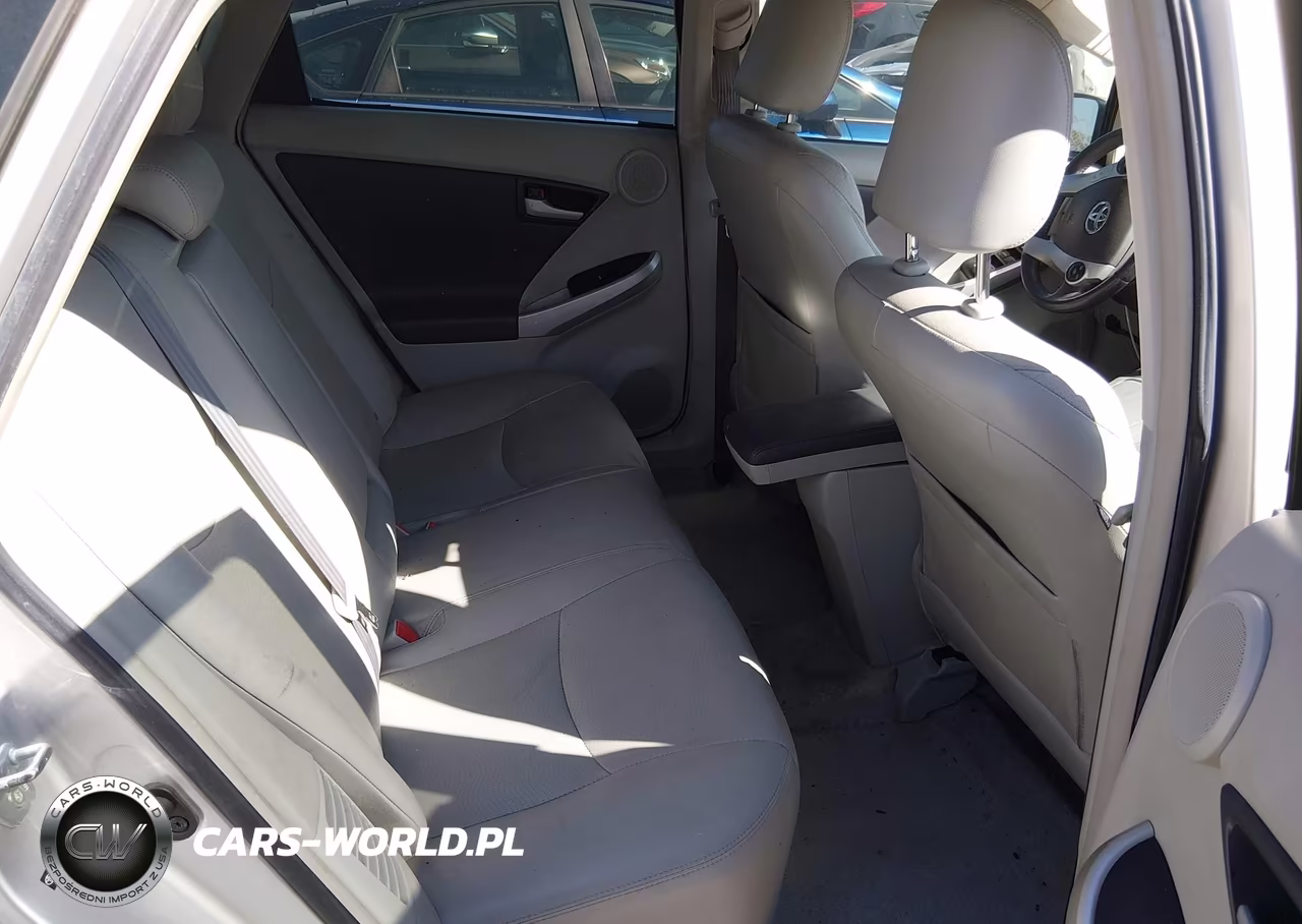 2010 Toyota Prius Iv VIN:JTDKN3DU0A0056689 - 8