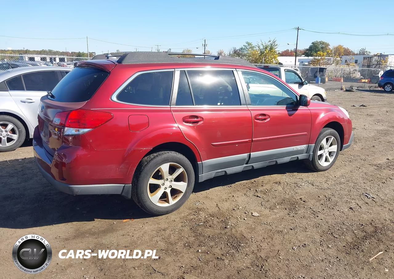 2014 Subaru Outback 2.5I Premium VIN:4S4BRBCC4E3255011 - 4