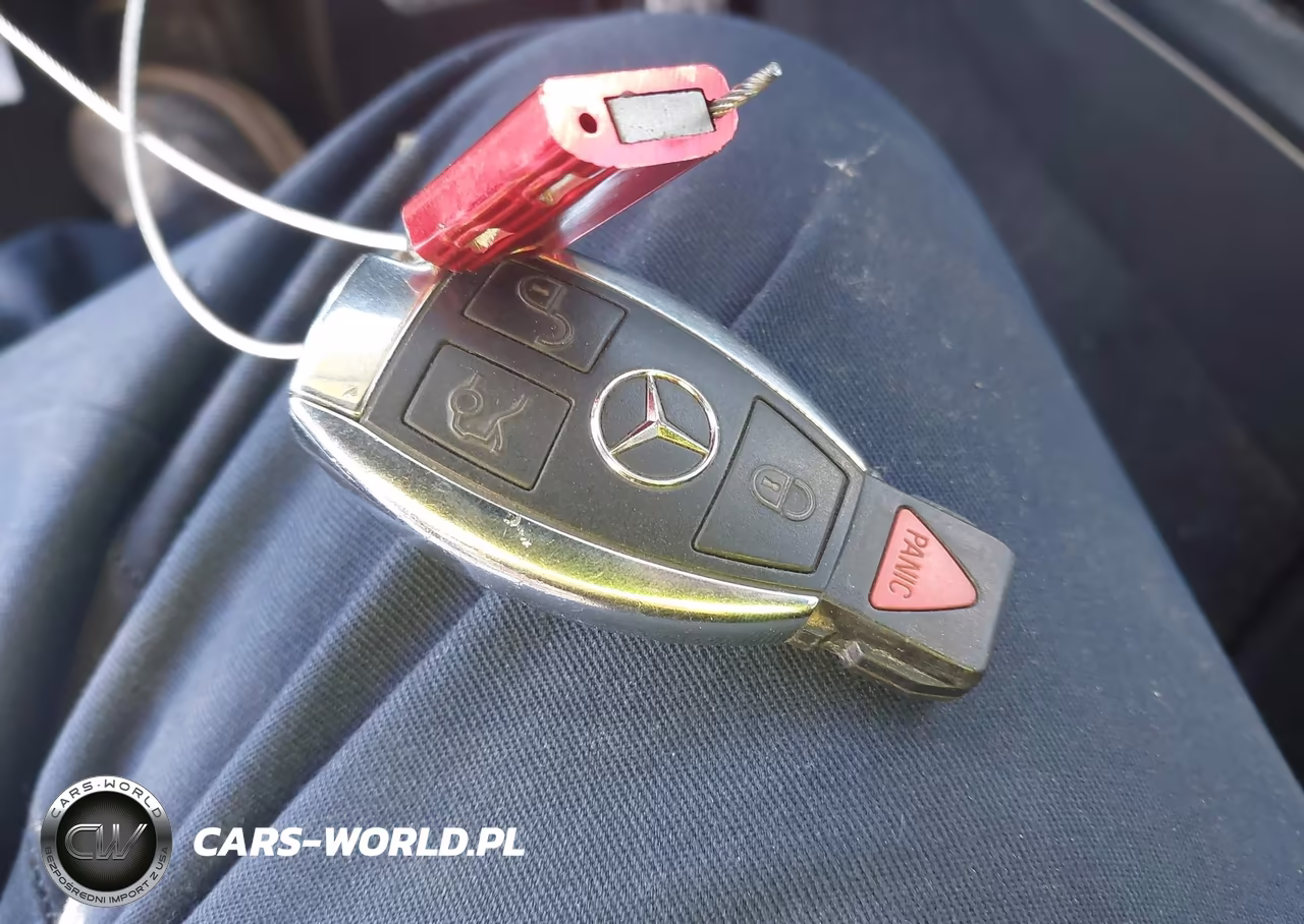 2012 Mercedes-Benz E 350 VIN:WDDKJ5KB5CF132423 - 11