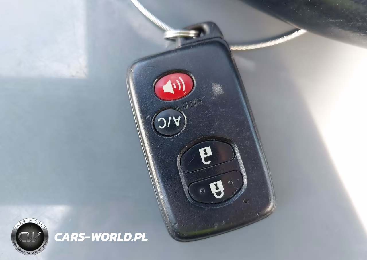 2010 Toyota Prius Iv VIN:JTDKN3DU6A0180109 - 11