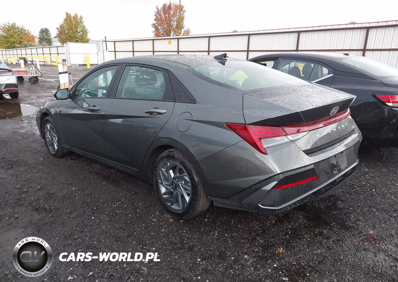 2026 Hyundai Elantra Hybrid Blue VIN:KMHLM4DJ5TU215782 - 3