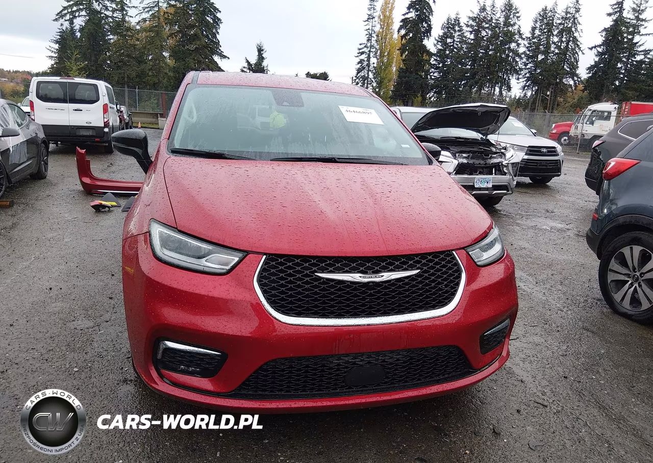 2024 Chrysler Pacifica Touring L VIN:2C4RC1BG6RR179341 - 13