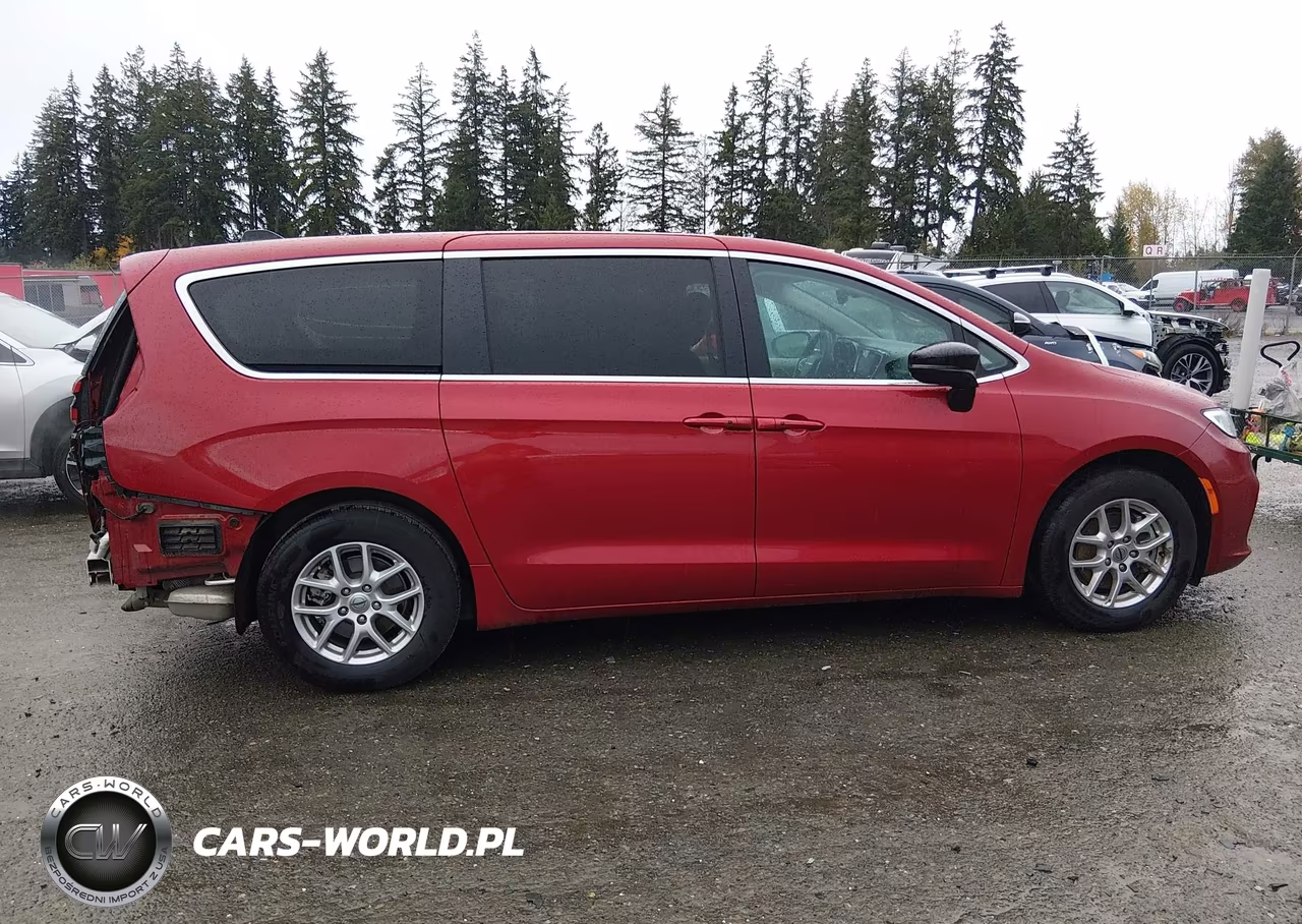 2024 Chrysler Pacifica Touring L VIN:2C4RC1BG6RR179341 - 21