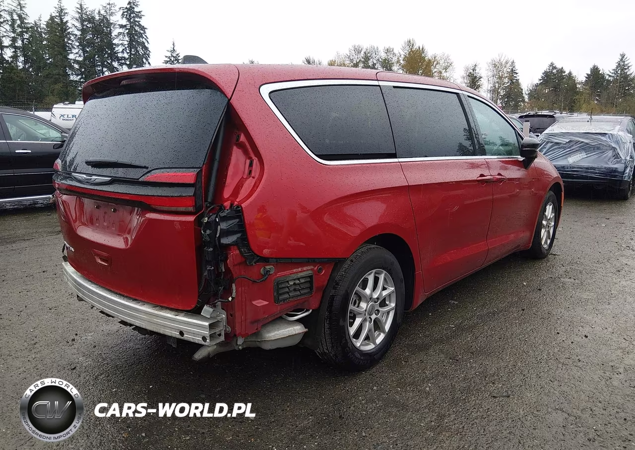 2024 Chrysler Pacifica Touring L VIN:2C4RC1BG6RR179341 - 4
