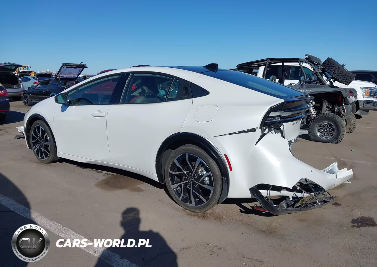 2026 Toyota Prius Plug-In Hybrid Xse VIN:JTDACACU5T3068667 - 3