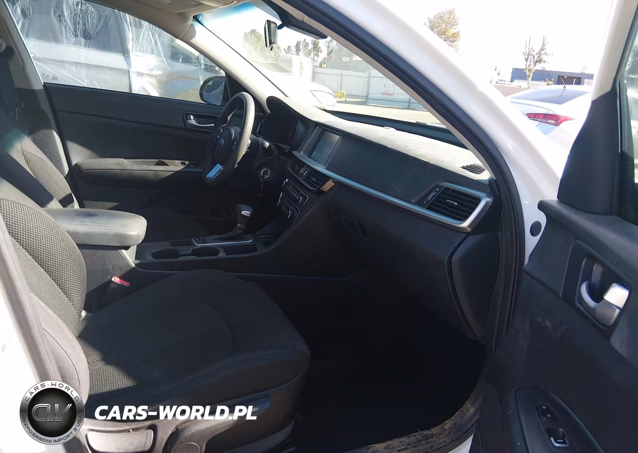 2019 Kia Optima Lx VIN:5XXGT4L38KG355308 - 5