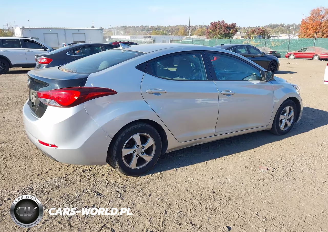 2014 Hyundai Elantra Se VIN:5NPDH4AE5EH498184 - 4