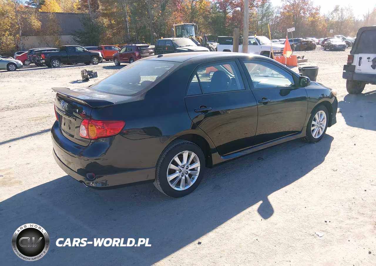 2010 Toyota Corolla S VIN:2T1BU4EE9AC272305 - 4
