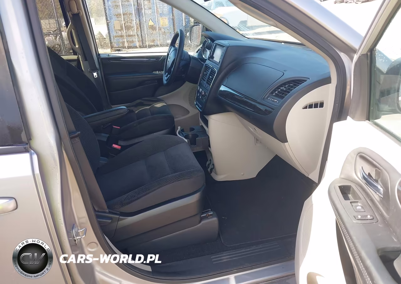 2018 Dodge Grand Caravan Se VIN:2C4RDGBG7JR273362 - 5
