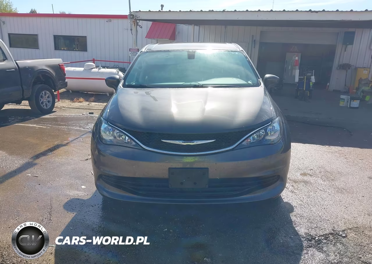 2020 Chrysler Voyager Lx VIN:2C4RC1CG8LR252540 - 17