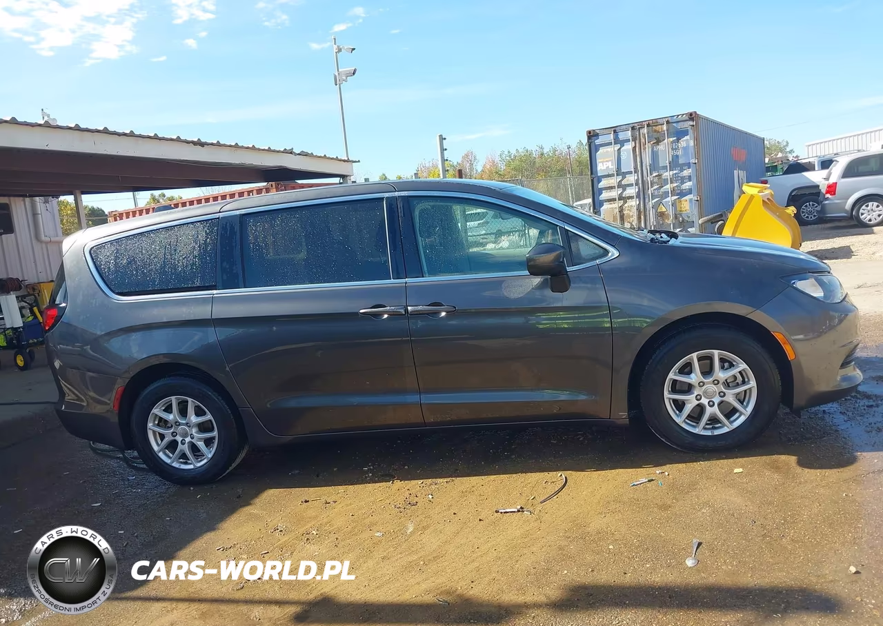 2020 Chrysler Voyager Lx VIN:2C4RC1CG8LR252540 - 18