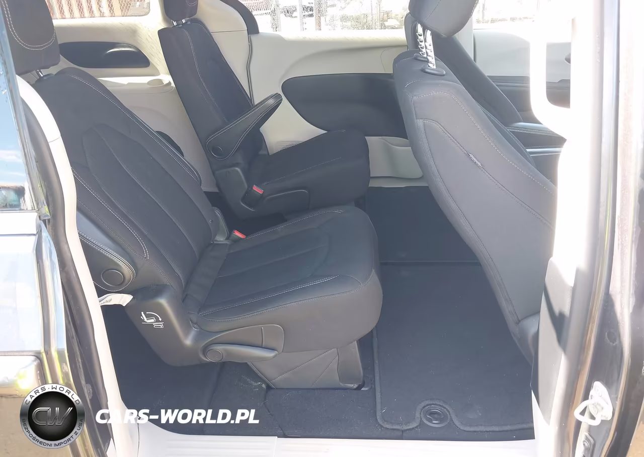 2020 Chrysler Voyager Lx VIN:2C4RC1CG8LR252540 - 8