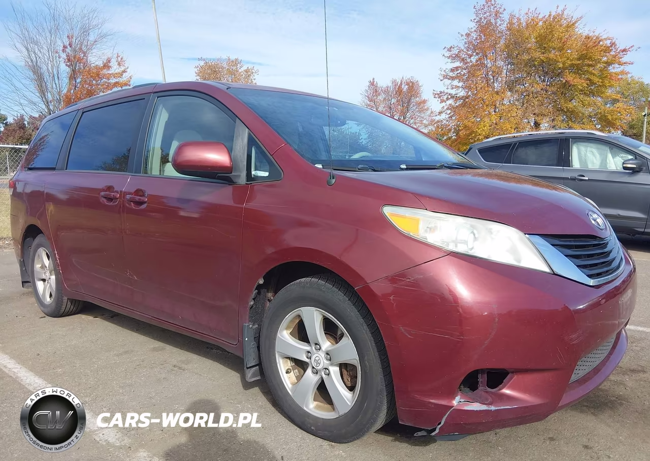2011 Toyota Sienna Le V6 VIN:5TDKK3DC7BS023297 - 6