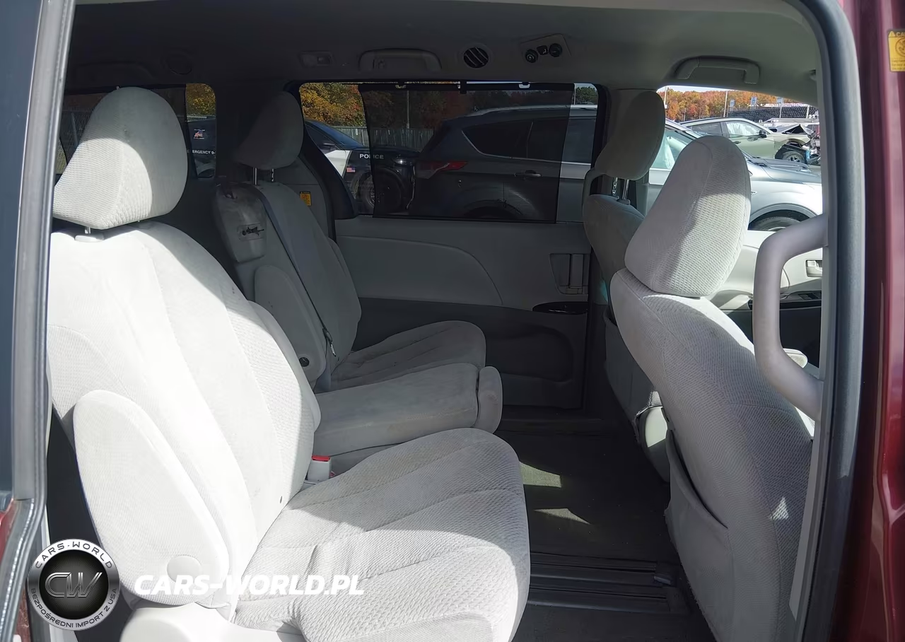 2011 Toyota Sienna Le V6 VIN:5TDKK3DC7BS023297 - 8