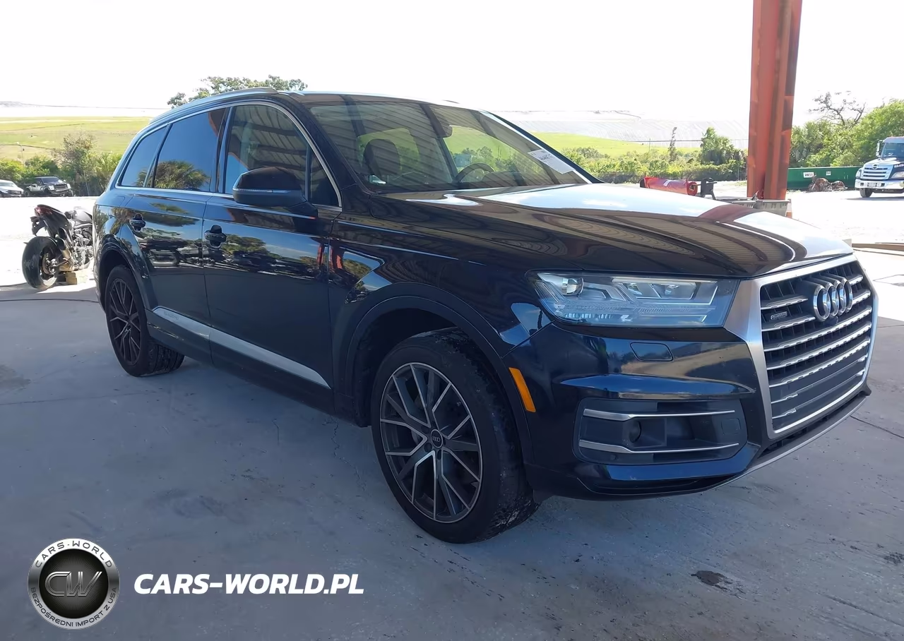 2017 Audi Q7 3.0T Premium VIN:WA1LAAF70HD034684 - 1