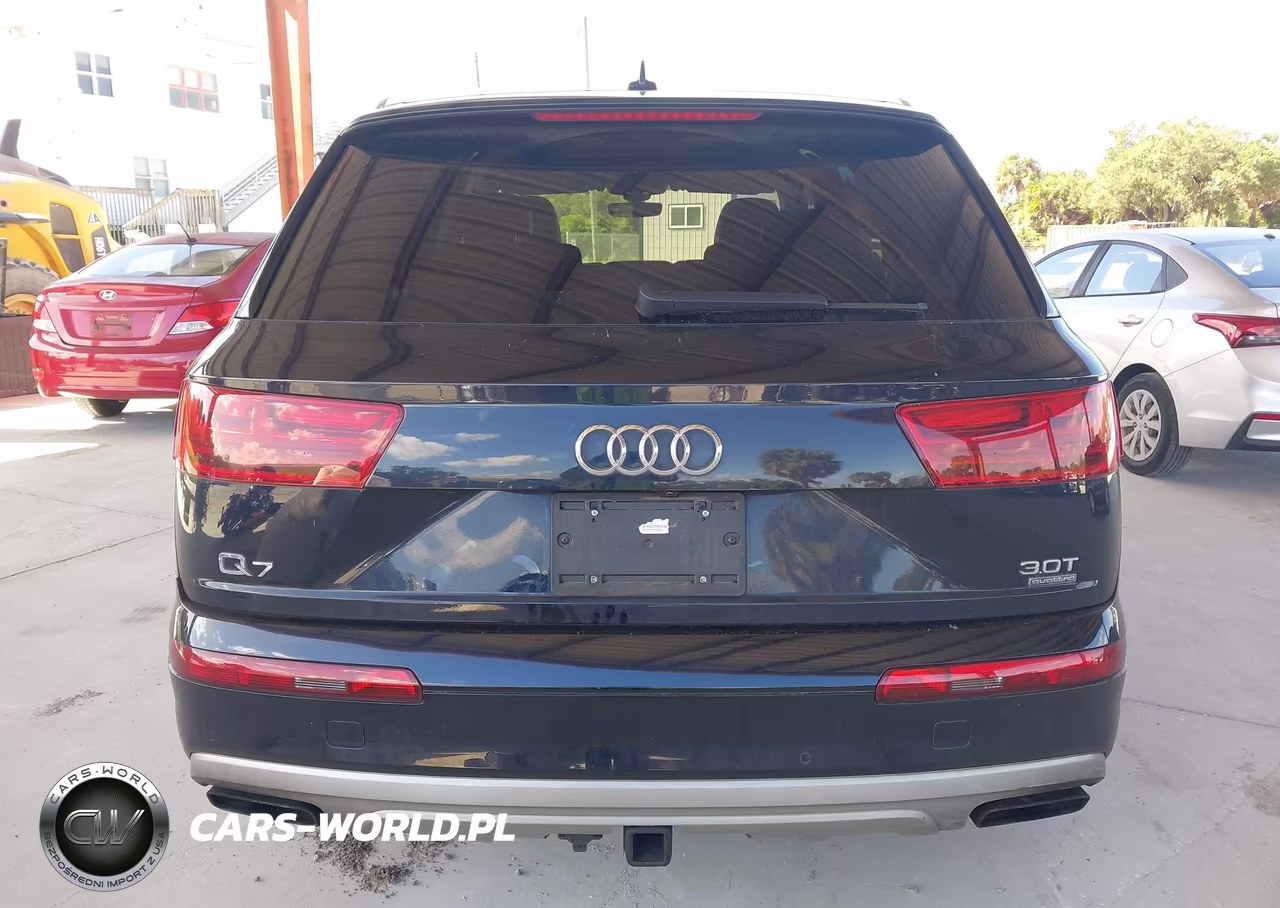 2017 Audi Q7 3.0T Premium VIN:WA1LAAF70HD034684 - 16