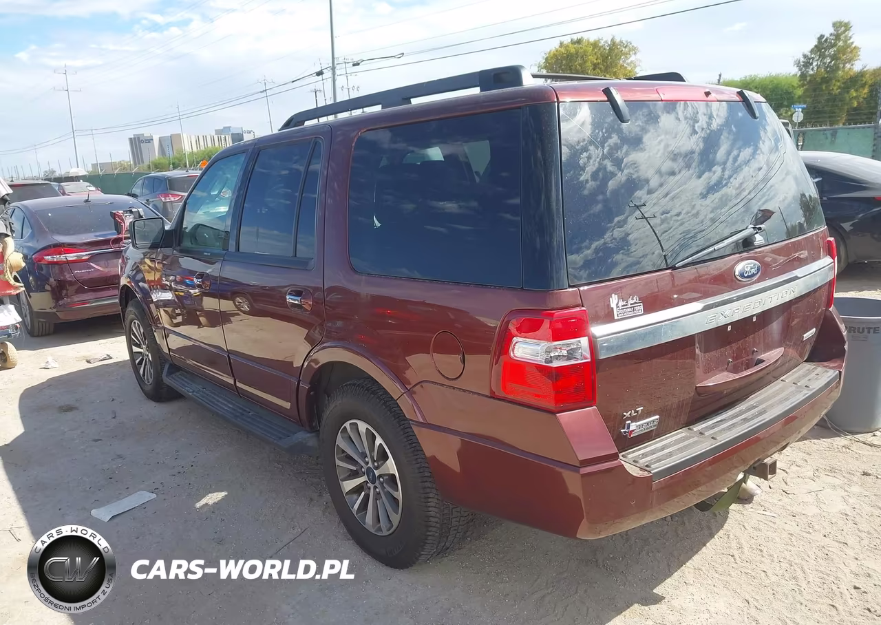 2015 Ford Expedition Xlt VIN:1FMJU1HT4FEF01980 - 3