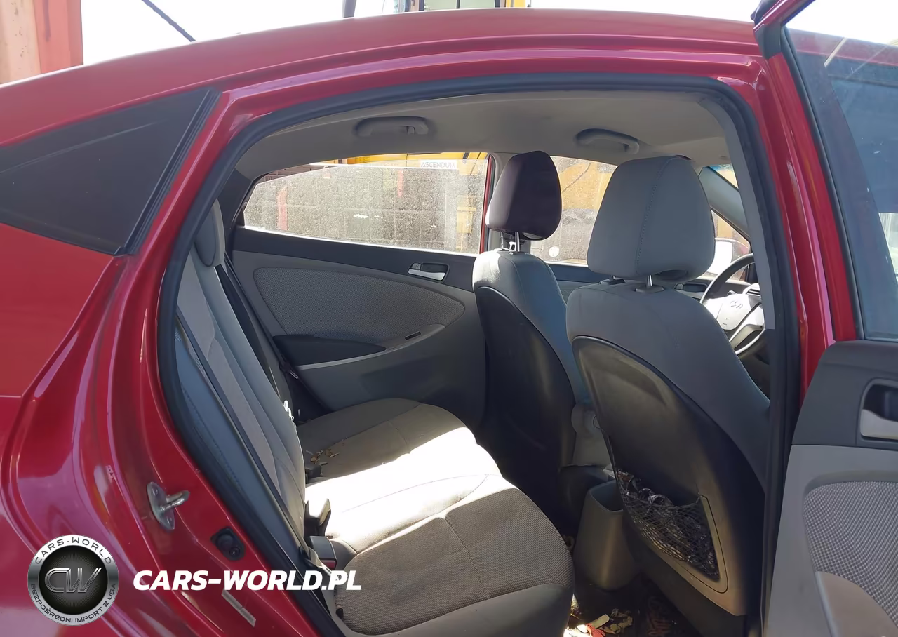 2013 Hyundai Accent Gls VIN:KMHCT4AE7DU310646 - 8