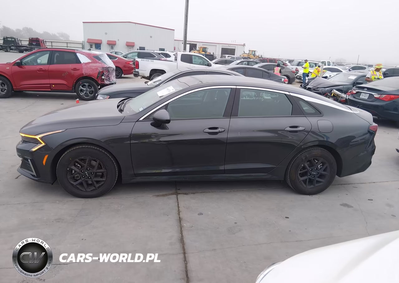 2026 Kia K5 Lxs Fwd VIN:KNAG24J74T5435345 - 14