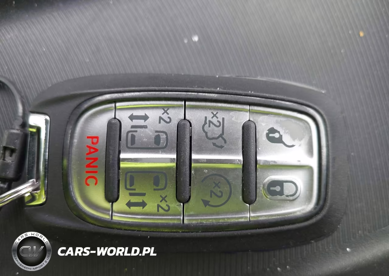2027 Chrysler Pacifica VIN:2C4RC1BG0VR571404 - 11