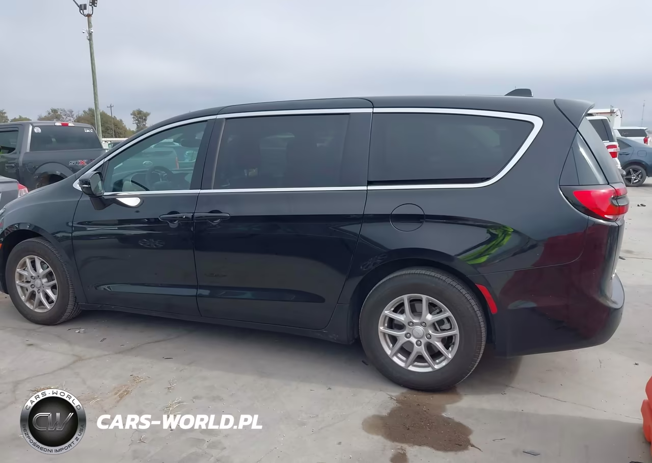 2027 Chrysler Pacifica VIN:2C4RC1BG0VR571404 - 14