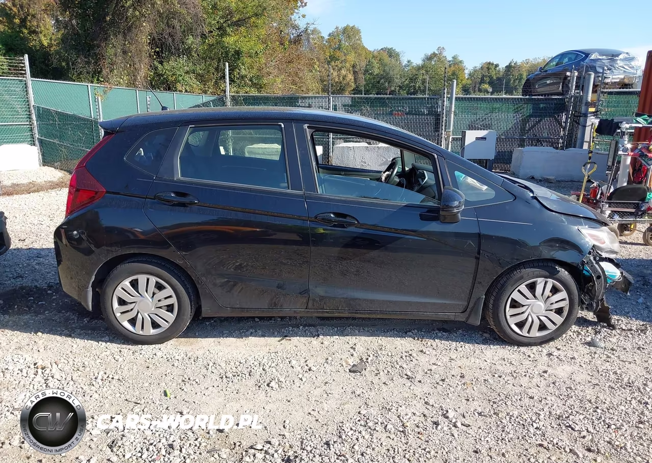 2016 Honda Fit Lx VIN:JHMGK5H58GS013002 - 13