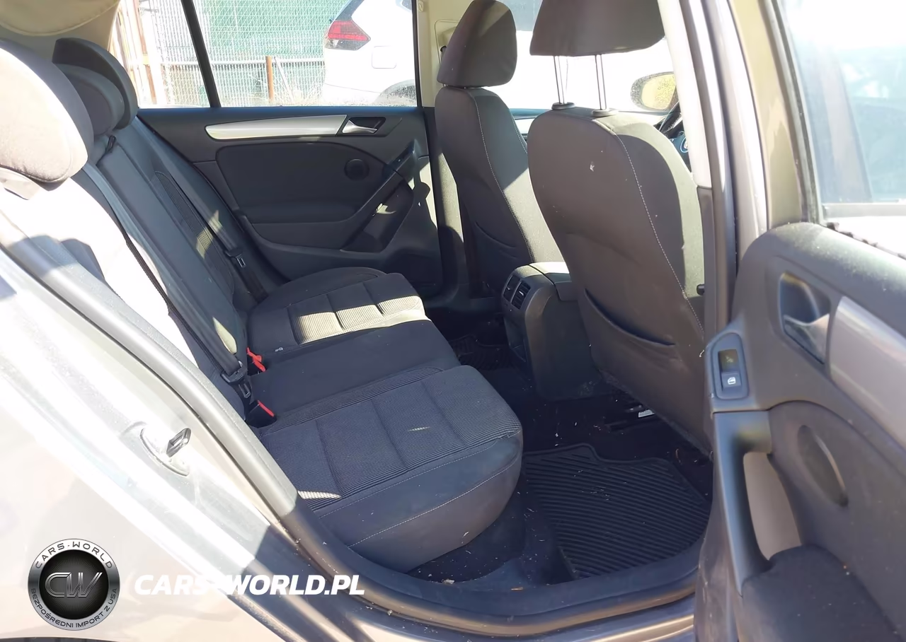2011 Volkswagen Golf Tdi 4-Door VIN:WVWNM7AJ6BW114708 - 8