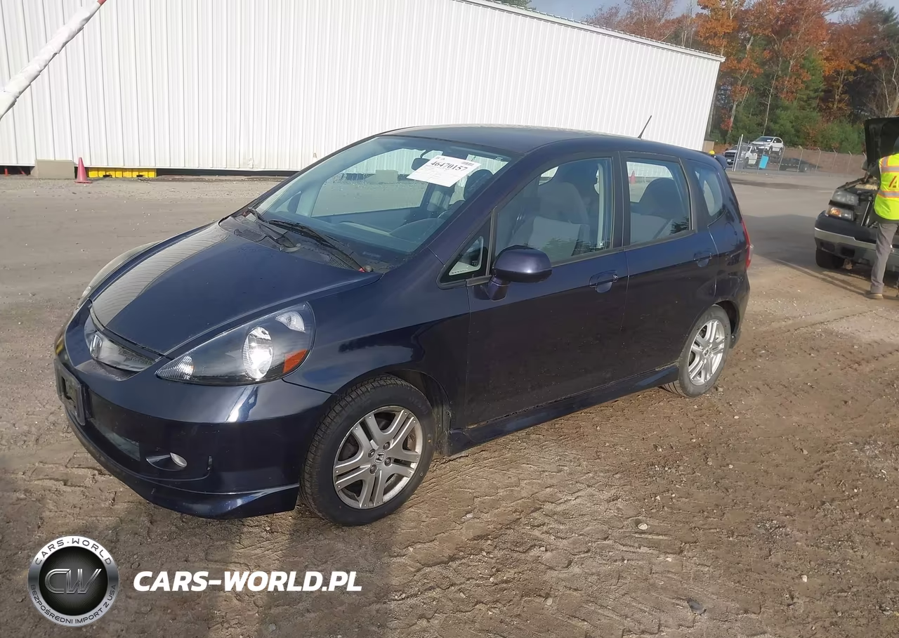 2008 Honda Fit Sport VIN:JHMGD37688S055552 - 2