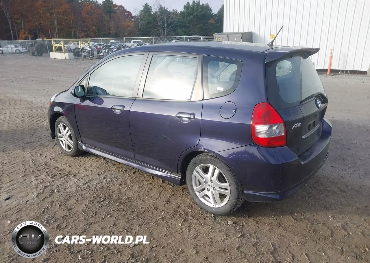 2008 Honda Fit Sport VIN:JHMGD37688S055552 - 3