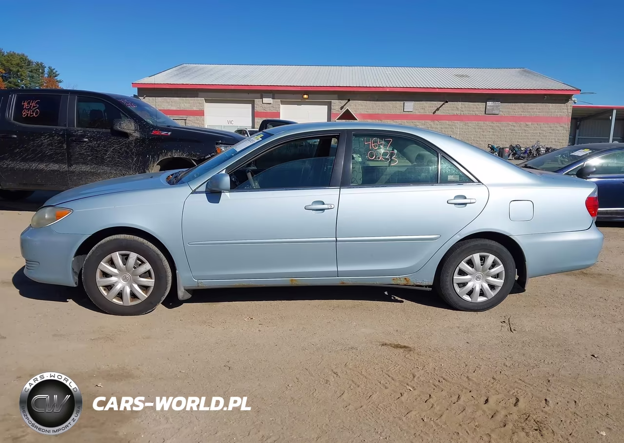 2005 Toyota Camry Le VIN:4T1BE32KX5U959895 - 12
