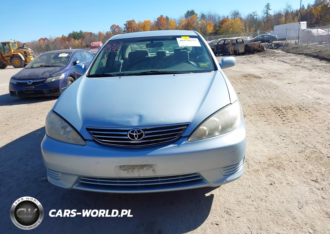 2005 Toyota Camry Le VIN:4T1BE32KX5U959895 - 13
